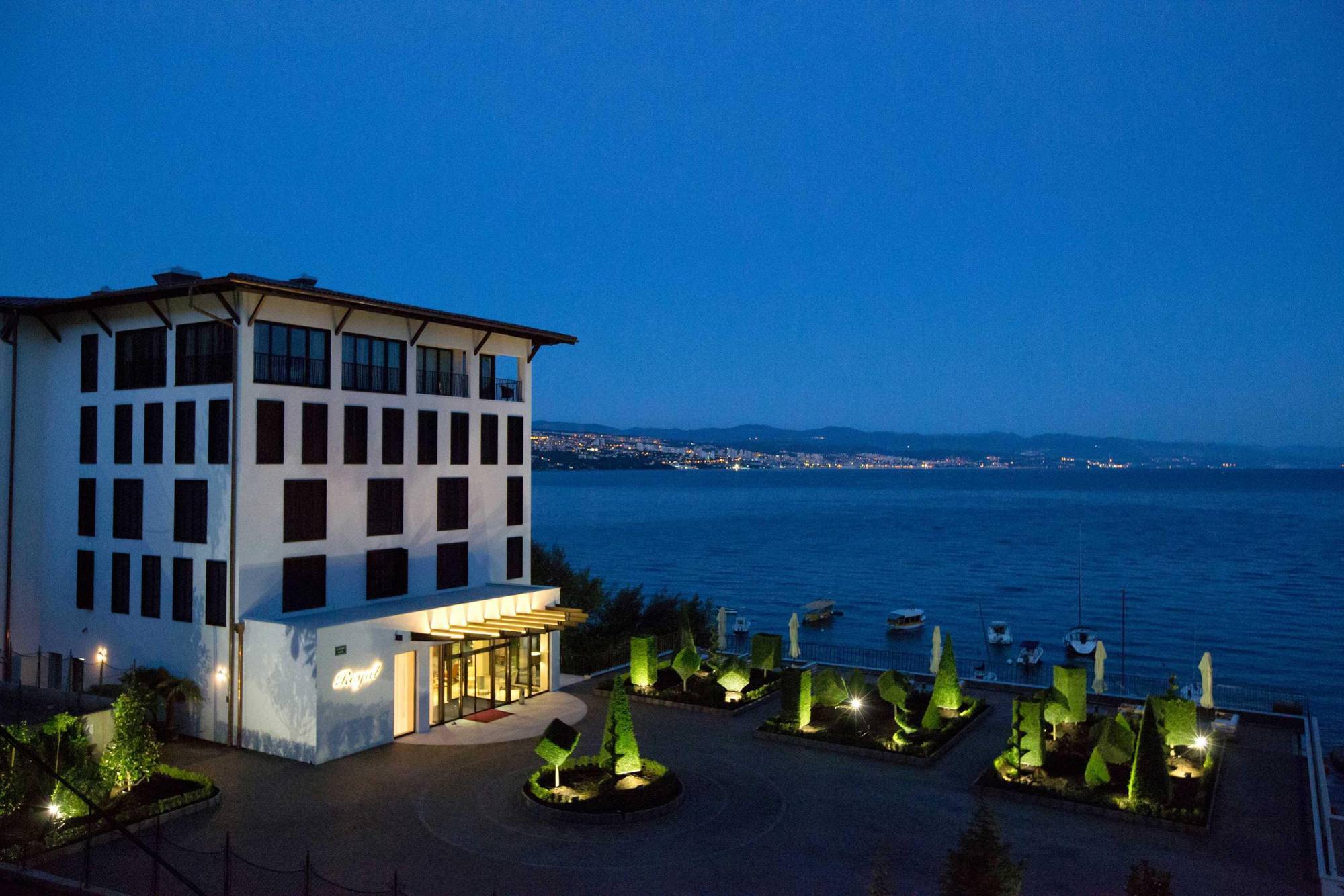 Amadria Park Hotel Royal Opatija Exterior foto